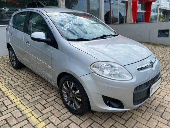 FIAT PALIO 1.6 MPI ESSENCE 16V FLEX 4P MANUAL FIAT PALIO 1.6 MPI ESSENCE 16V FLEX 4P MANUAL